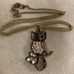 4/$10 Cute Gold Tone Owl Necklace